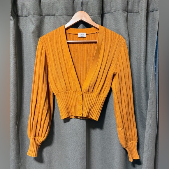Aritzia golden yellow plunge front cardigan - Picture 1 of 1